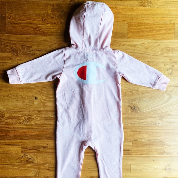 Champion 6-12M Infant Coverall With Hood - Picture 5 of 6